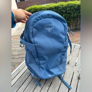 Osprey Daylite backpack in Wave Blue